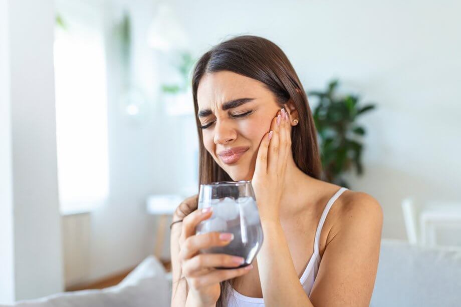 What Causes Tooth Sensitivity and When to See a Dentist